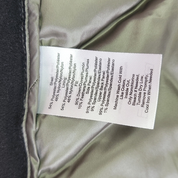 Calvin Klein Performance Metallic Granite Down Vest/SIZE M. - Picture 13 of 15